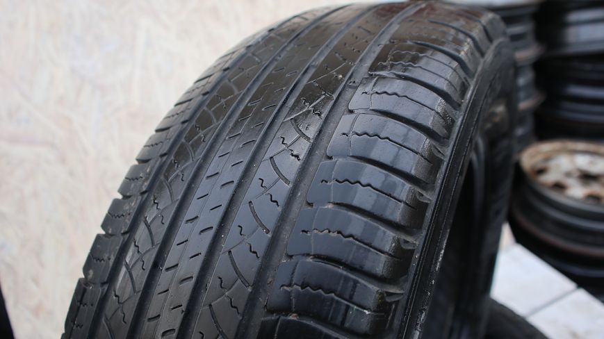 Літні шини Michelin 328 фото