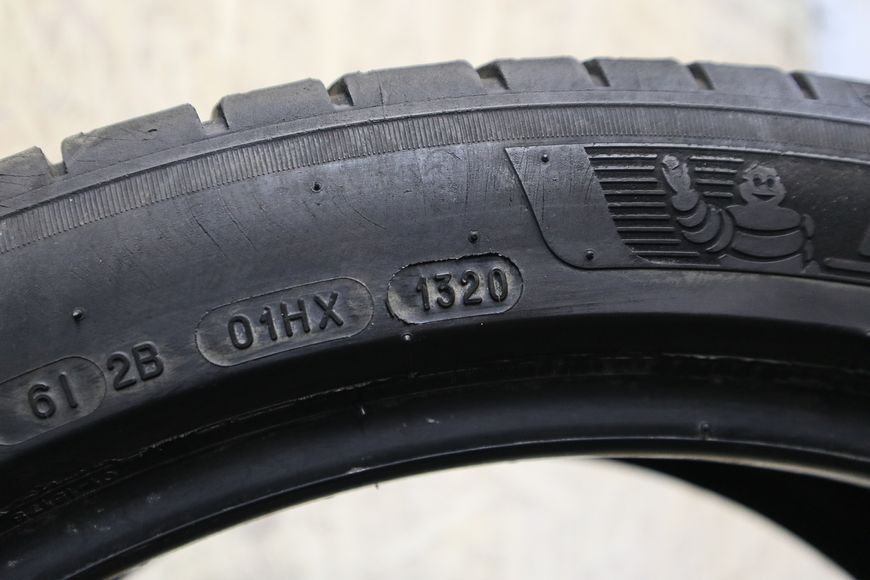 Літні шини Michelin 242 фото