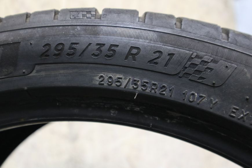 Літні шини Michelin 242 фото