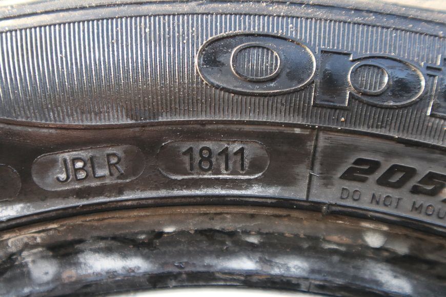 Літні шини Goodyear 304 фото