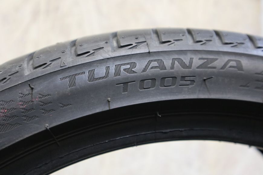Летние шины Bridgestone 215 фото