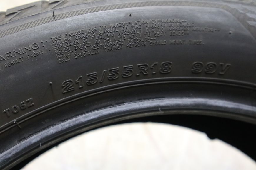 Літні шини Bridgestone 216 фото