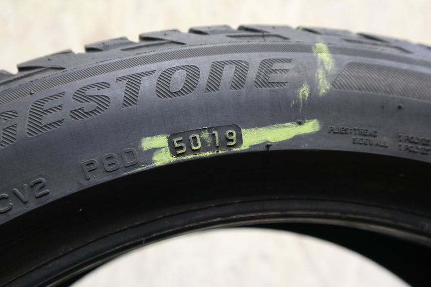 Летние шины Bridgestone 222 фото
