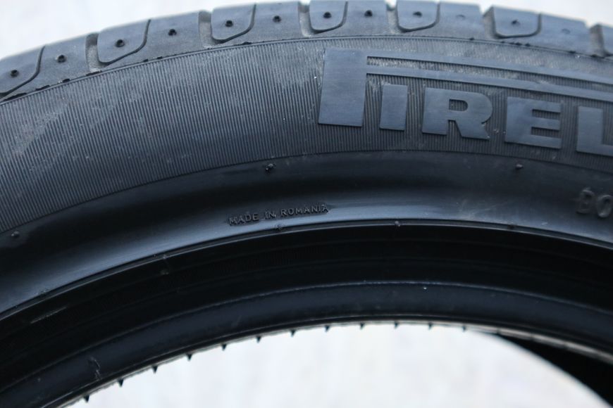 Літні шини Pirelli 271 фото