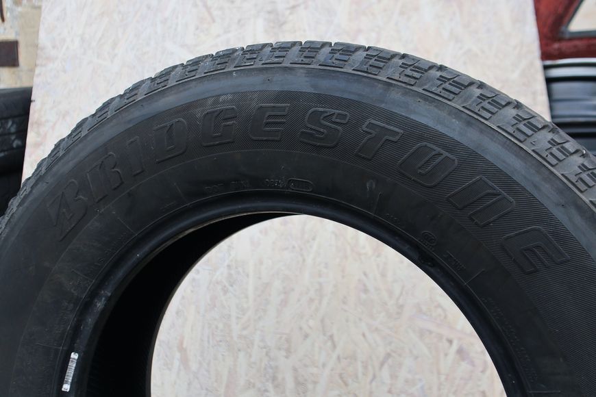 Летние шины Bridgestone 257 фото