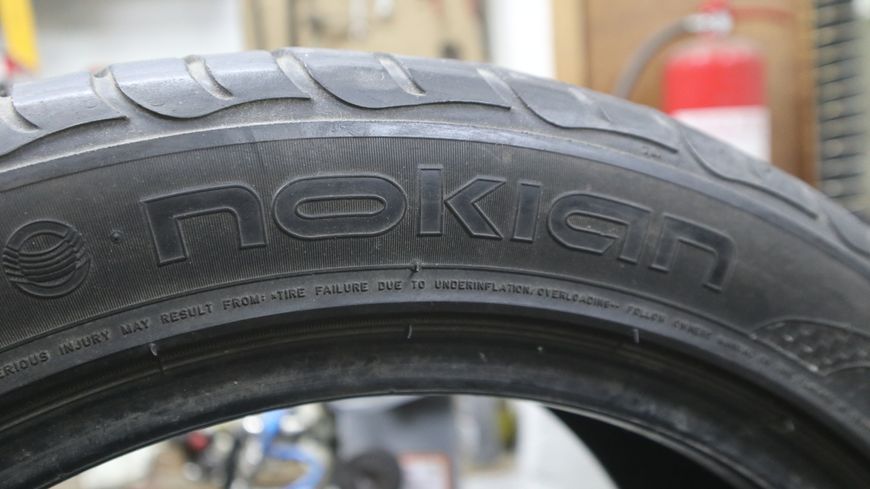 Літні шини Nokian Tyres 554 фото