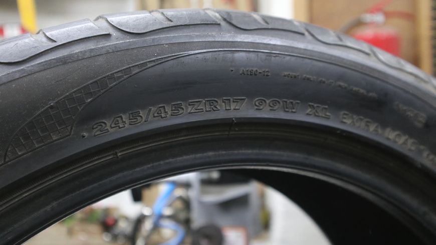 Літні шини Nokian Tyres 554 фото