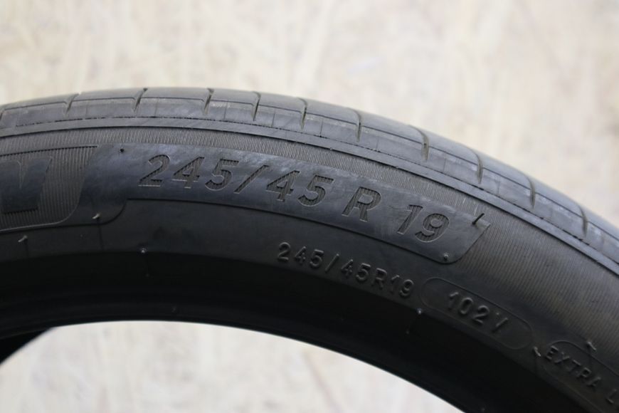 Літні шини Michelin 199 фото