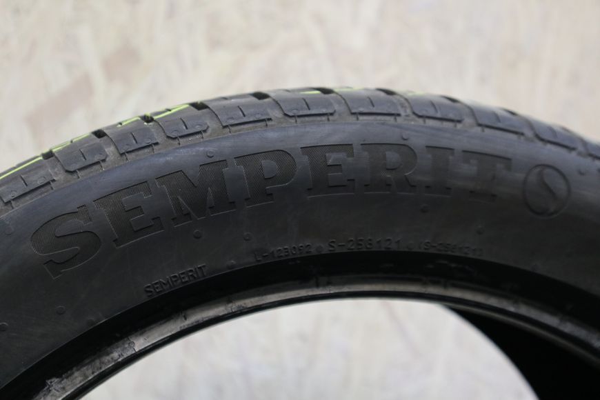 Літні шини Semperit 220 фото