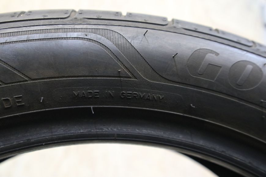 Літні шини Goodyear 201 фото