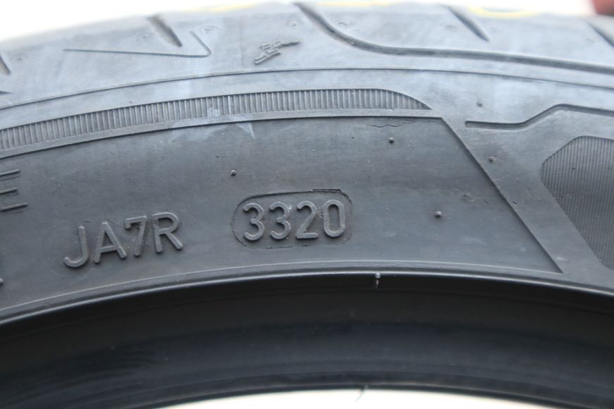 Літні шини Goodyear 259 фото