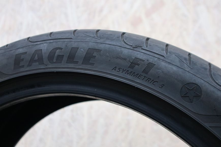 Літні шини Goodyear 259 фото