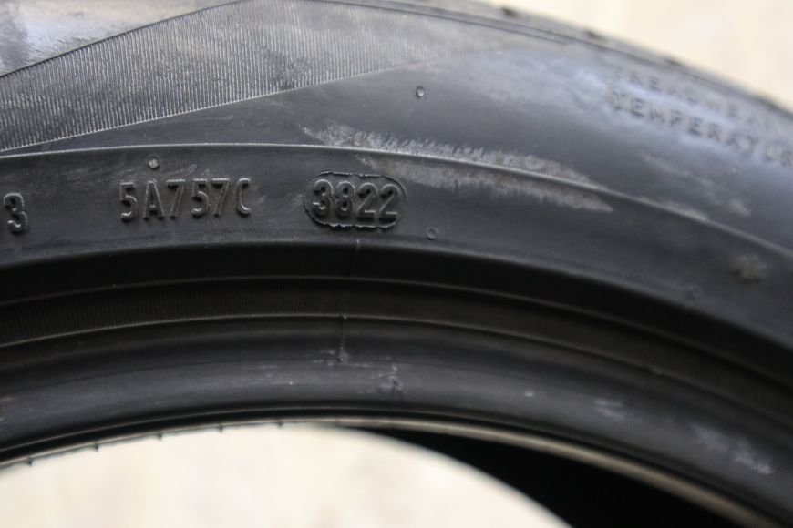 Літні шини Pirelli 252 фото